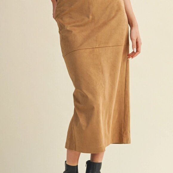 Krista Back Slit Tan Suede Skirt | Women's Midi | Trendy Fall and Winter Fashion - Picture 5 of 10